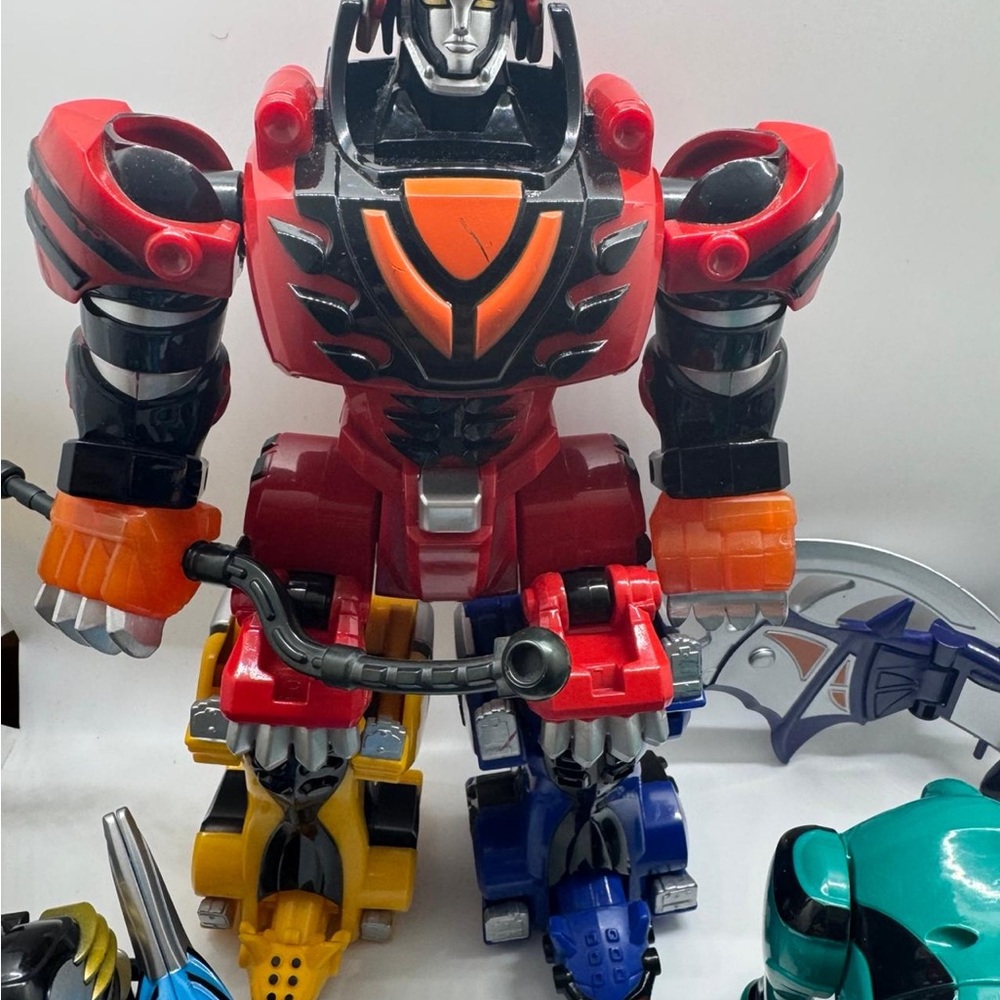 Bandai Power Rangers Jungle Fury Megazord Elephant Chameleon Shark Bat Lion